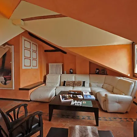 Sleeps 13 Pool Menaggio