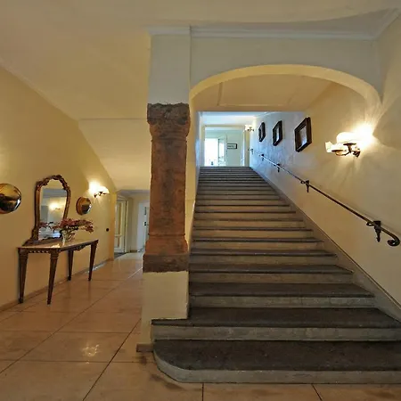 Sleeps 13 Pool Villa Menaggio